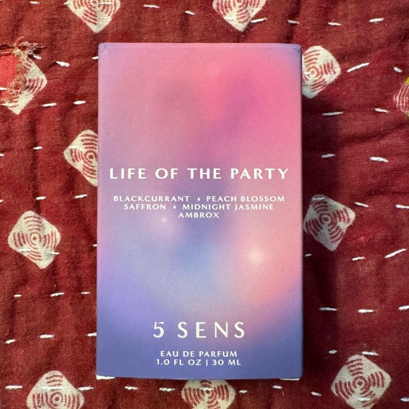 NIB: 5 Sens Life Of The Party Eau De Parfum• Full Size - Picture 5 of 5